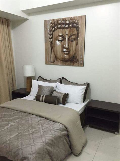 Makati vacation rentals at the best price .